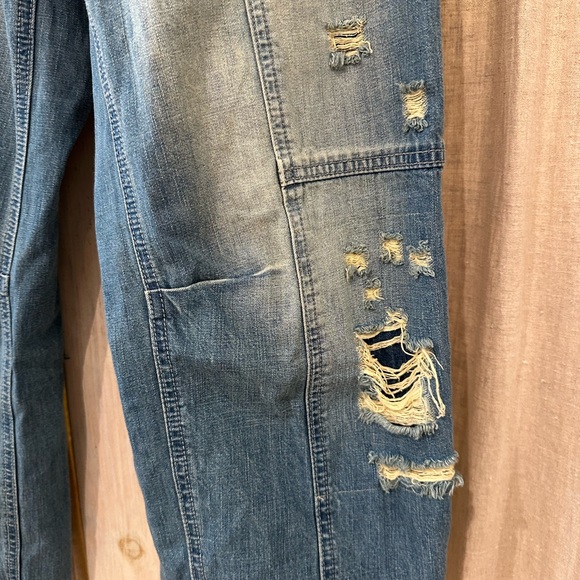 FREE PEOPLE 
Moxie jean 
Size small - Picture 2 of 7